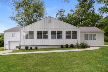 12406 Cherry St Kansas City, MO 64145